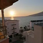 Elena's Διαμέρισμα *