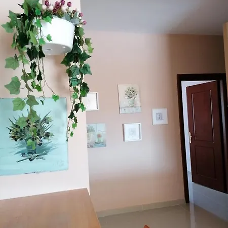 Elena'S Hotel & Apartments