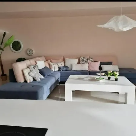 Elena'S Hotel & Apartments *
